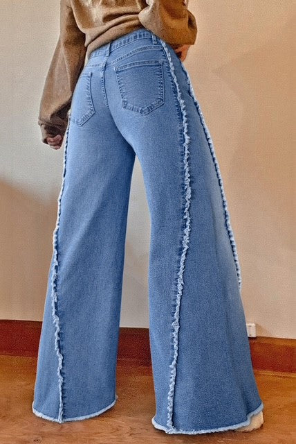 LIGHT BLUE FLARE JEANS